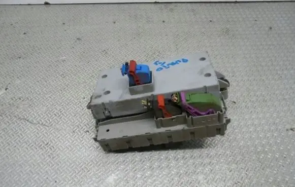 Fiat Punto (188) Fuse module 51744896