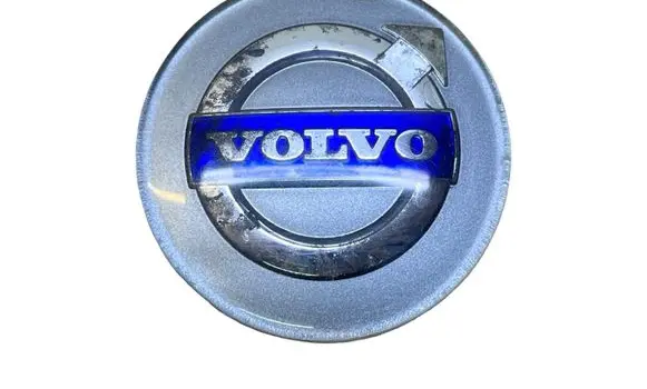 Volvo XC60 Original wheel cap 30666913 381A 30748052