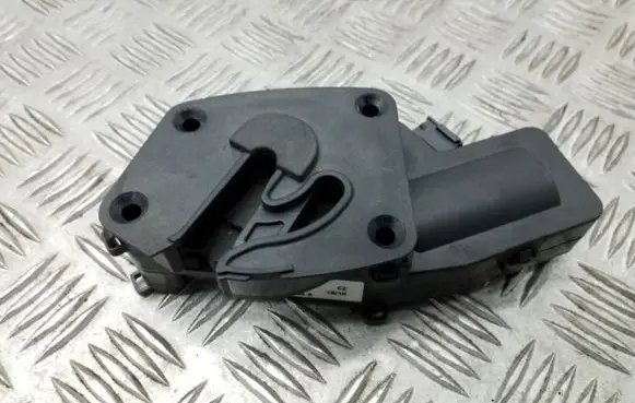 Skoda Superb B6 (3T) Tailgate/trunk/boot lock/catch/latch 3T0827300B