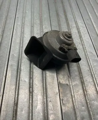 BMW 5 F10 F11 Horn signal CH2143