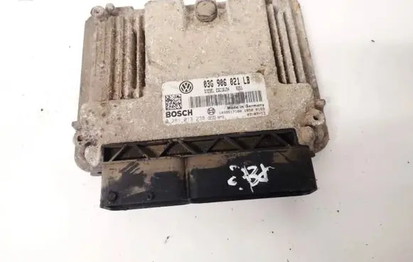 Skoda Octavia Mk2 (1Z) Engine control unit/module 03g906021lb 0281013238