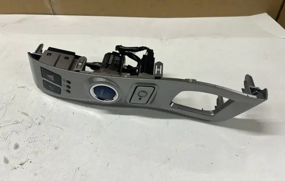 Toyota Prius+ (ZVW40) Gear shifter surround trim plastic 5544647070