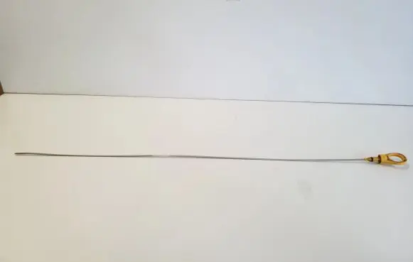 Toyota Hilux (AN120, AN130) Oil level dip stick 