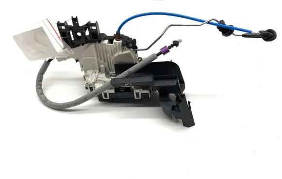 Mercedes-Benz GLA W156 X156 Front door lock 1667200135
