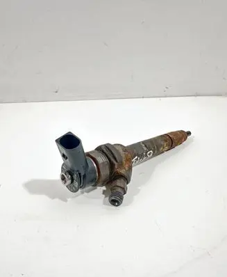Fuel injector
