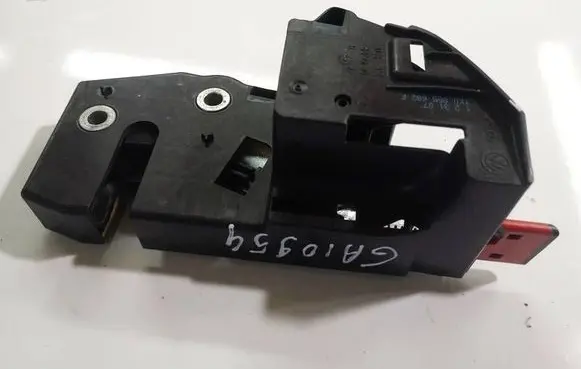 Audi A3 S3 8P Seat back rest lock catch 1k0885682f
