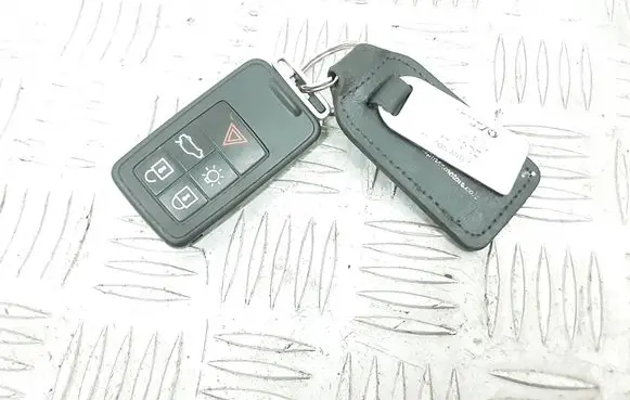 Volvo XC60 Ignition key/card 8676873