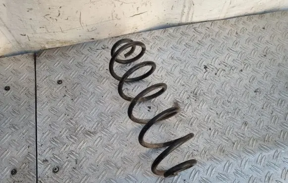 Audi A4 S4 B8 8K Rear coil spring