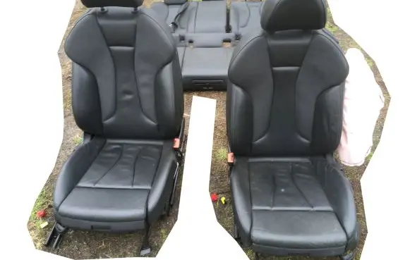 Seat set