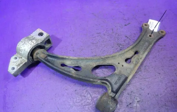 Seat Leon (1P) Front control arm 1K0407153G