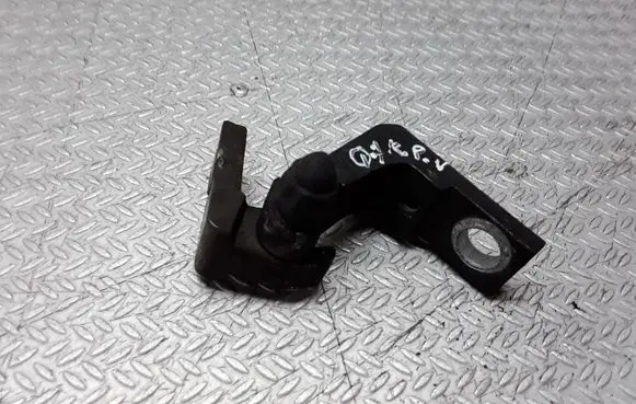 Audi Q7 4L Front door upper hinge