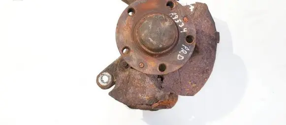 Iveco Daily 40.8 Front wheel hub