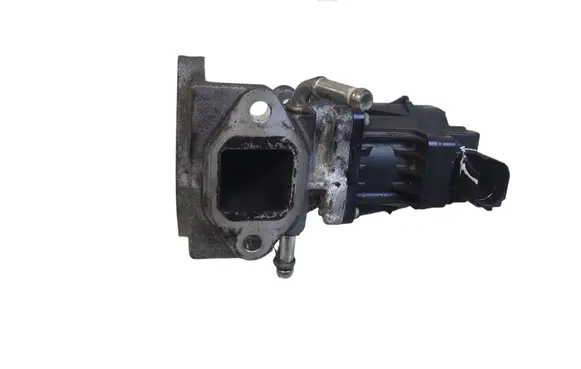 Mazda 6 EGR valve K5T70874