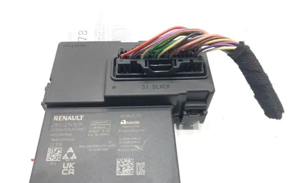 Renault Clio V Other control units/modules 285S21482R