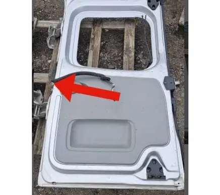 Opel Vivaro Loading door check strap stopper 006259D 66563