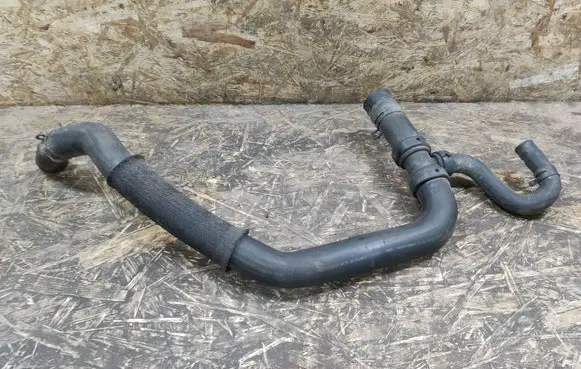 Cadillac SRX Engine coolant pipe/hose 10360704