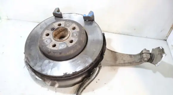 Front wheel hub spindle knuckle