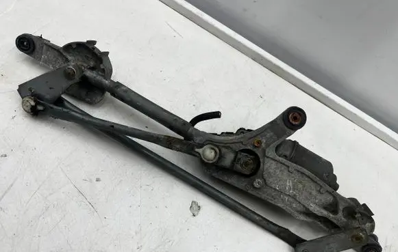 Opel Insignia A Front wiper linkage and motor 13227392