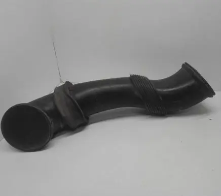 Audi Q7 4L Air intake duct part 7L6128752B