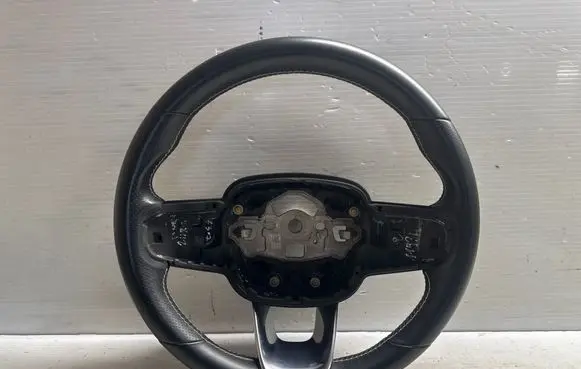 Volvo XC40 Steering wheel 31455409