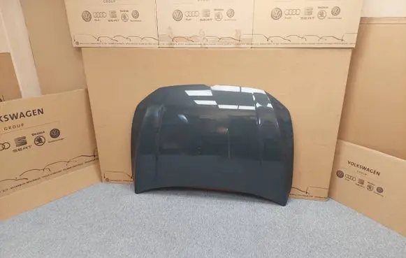 Volkswagen Golf VIII Engine bonnet/hood 5H0823155 5H0.823.155