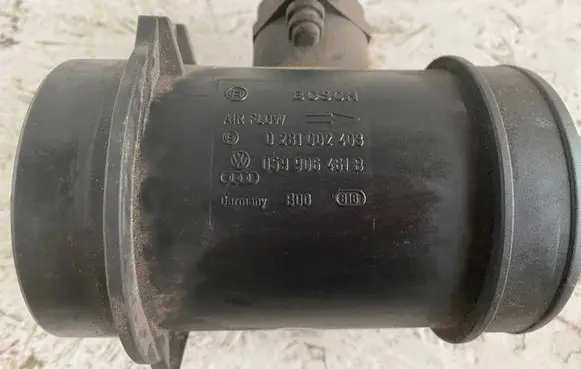 Audi A6 S6 C5 4B Mass air flow meter