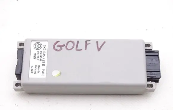 Volkswagen Golf V Voice control module 1K0035729E
