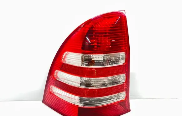 Mercedes-Benz C W203 Rear/tail lights 2038202364