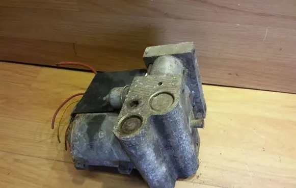 Audi A6 S6 C4 4A ABS Pump 0265205006 4A0614111B