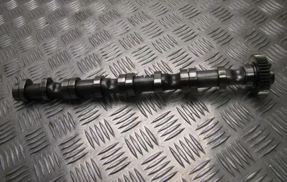 Skoda Yeti (5L) Camshaft 702835277 BV1071