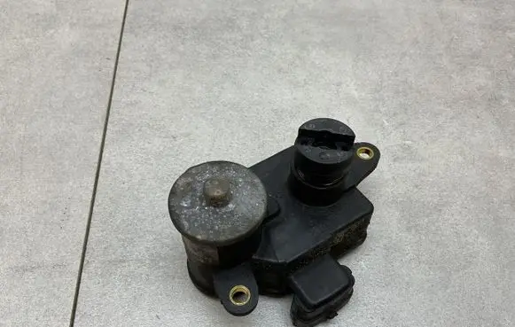 KIA Sportage Intake manifold valve actuator/motor 283812F600