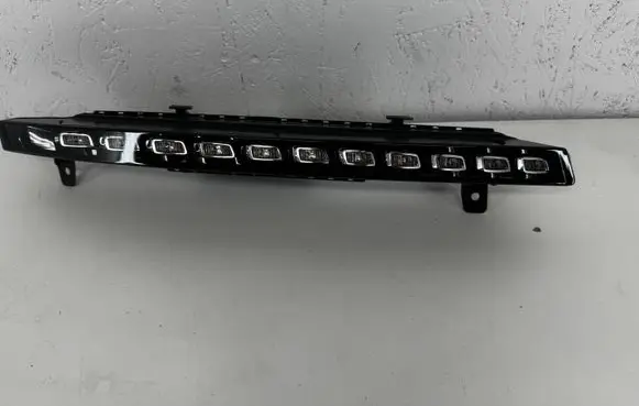 Audi Q7 4L Front indicator light 4L0953042E 012761