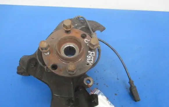 Fiat Punto (199) Front wheel hub spindle knuckle