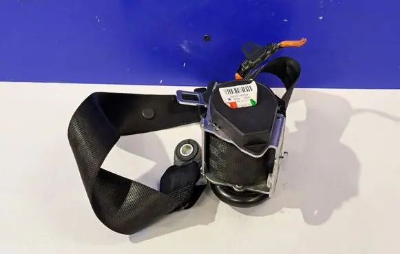 Land Rover Range Rover L405 Middle seatbelt (rear) CPLA611B68CF