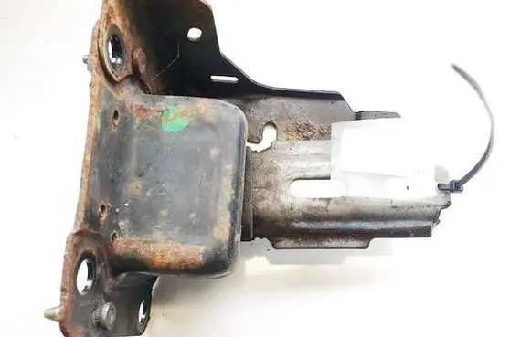 Peugeot 207 Engine mount bracket 9680293280