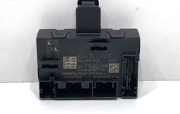 Volkswagen Golf VII Other control units/modules 5Q4959593E