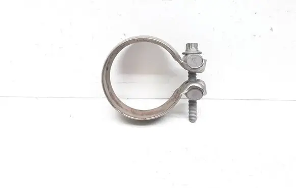 Mercedes-Benz E W211 Muffler pipe connector clamp A0004901341