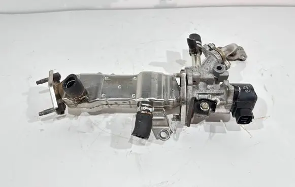 Toyota Prius+ (ZVW40) EGR valve cooler 2560137010B 24J19A0372 J2D02072Y1AS01