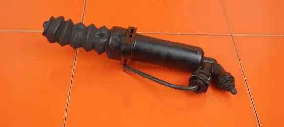 BMW 2 F45 Clutch slave cylinder 6854659 B38A15A