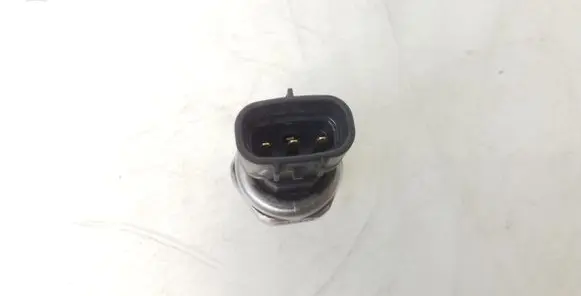 Toyota Avensis T250 Oil pressure sensor 8944851010