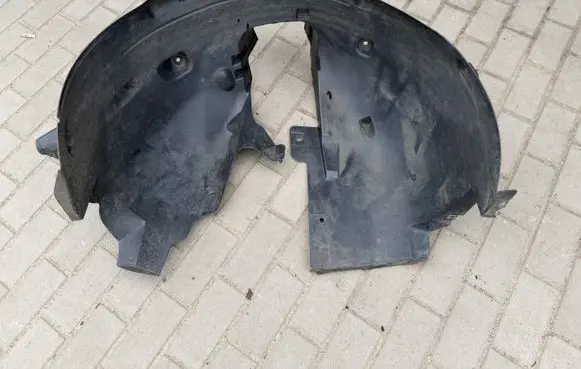 Citroen C4 II Picasso Front wheel arch liner splash guards 9817394880