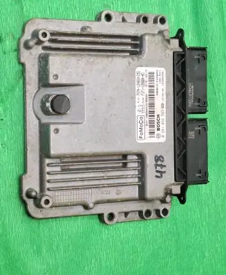 Ford Mondeo MK V Engine control unit/module FS7A12A650 F1E112B684 0281032563