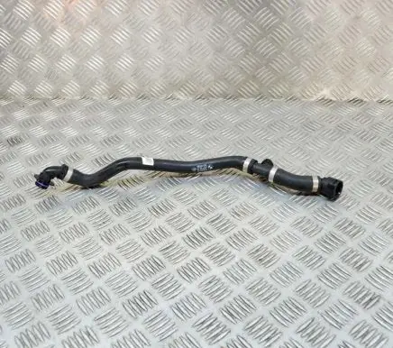 BMW 5 G30 G31 Engine coolant pipe/hose 8596353