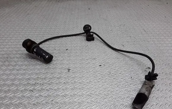 Audi A3 S3 8L Crankshaft position sensor 038907319J