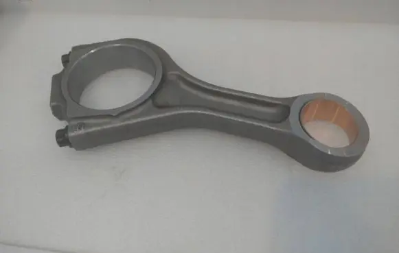 Land Rover Discovery Sport Connecting rod/conrod 204DTA