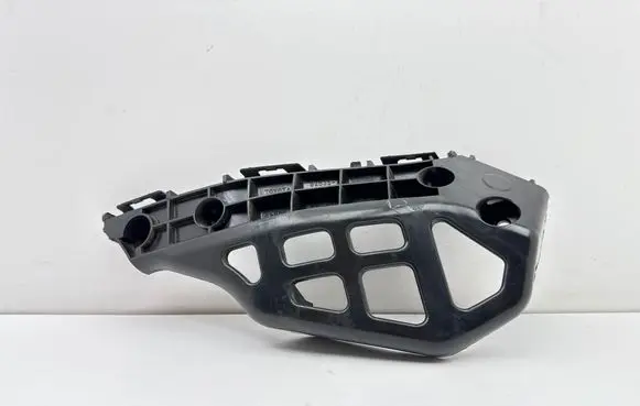 Toyota Auris E180 Front bumper mounting bracket 5253502050