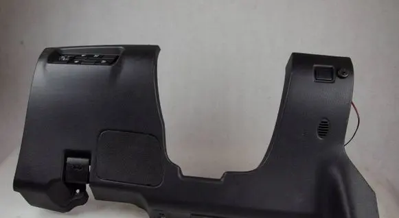 Nissan Leaf II (ZE1) Dashboard lower bottom trim panel 681065SH0B 681RD5SH0B