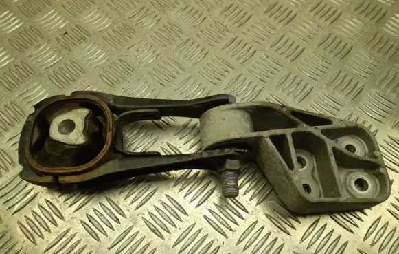 Toyota C-HR I Engine mount bracket 46000