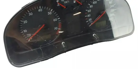 Volkswagen PASSAT B5 Speedometer (instrument cluster) 3B0919861B