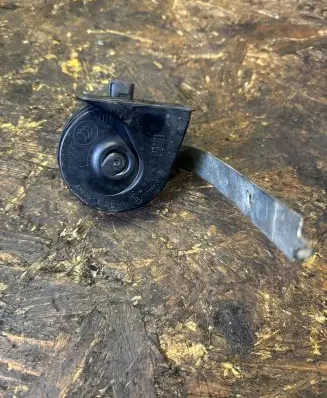 BMW X5 E70 Horn signal 0055306